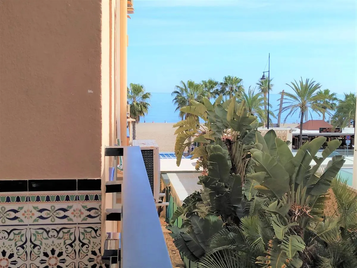 Elizabeth Beach Apartment With Seaviews! Torremolinos Spain