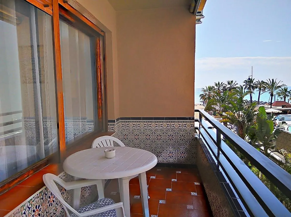 Elizabeth Beach Apartment With Seaviews! Torremolinos Hiszpania