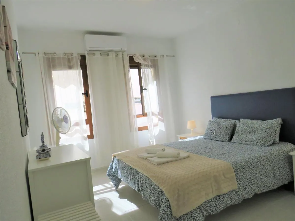 Elizabeth Beach Apartment With Seaviews! Torremolinos