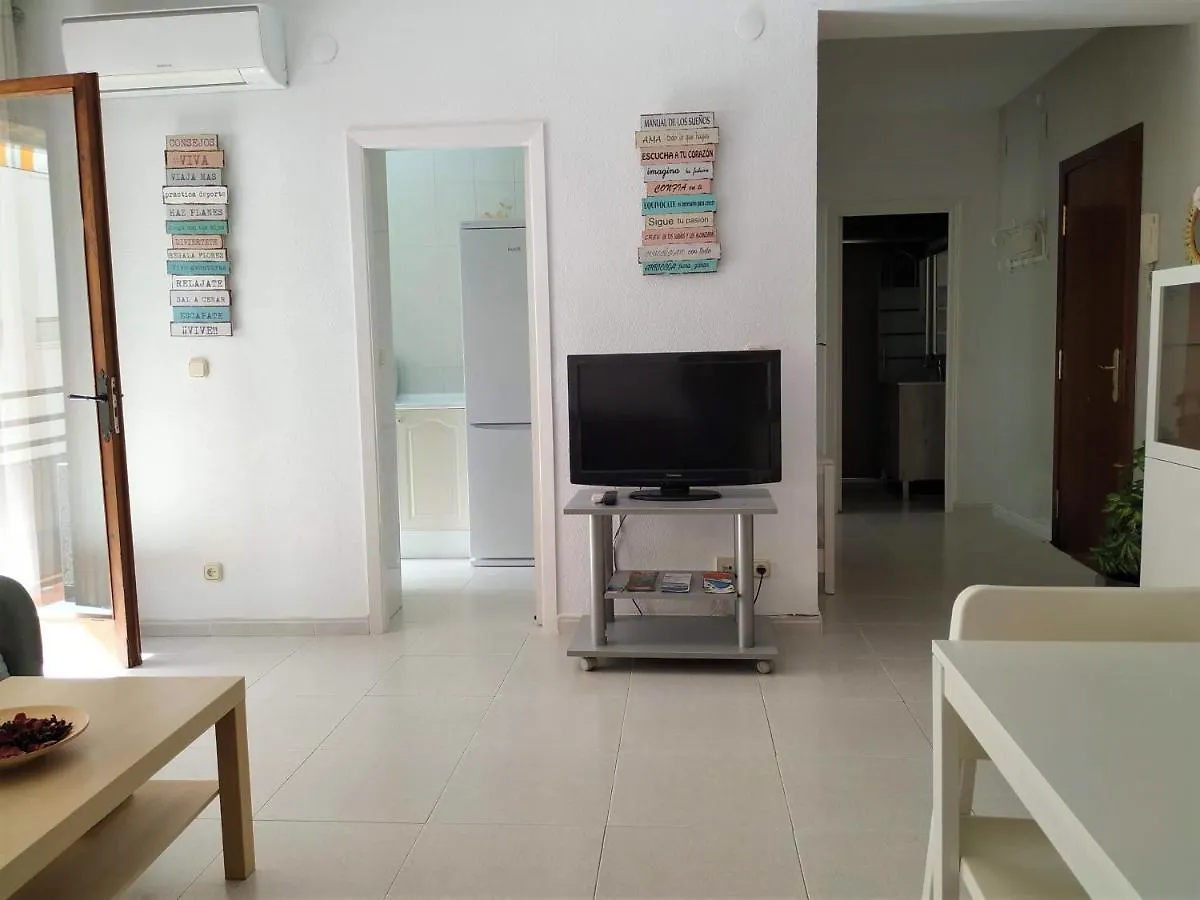 Elizabeth Beach Apartment With Seaviews! Torremolinos